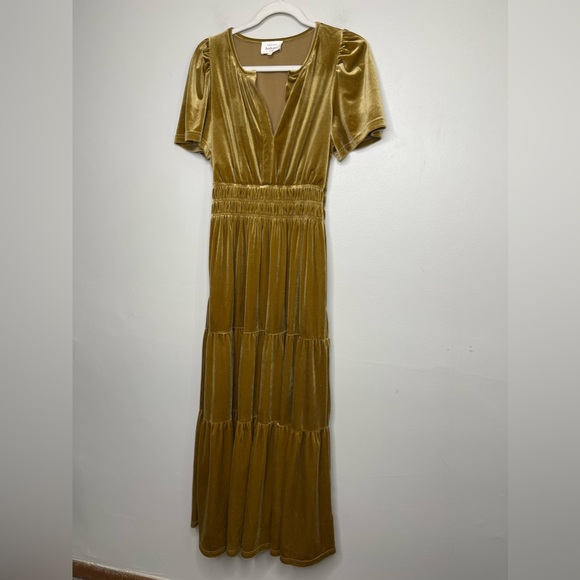 Bohme Gold Velvet Velour Tiered Smocked Festive Maxi Dress Sz Small Worn Once - Picture 2 of 10